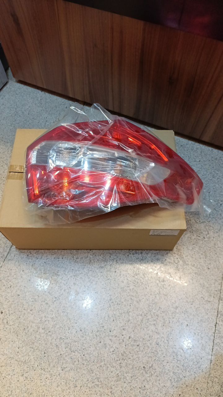 خطر برلیانس 320 اصلی سمت راست